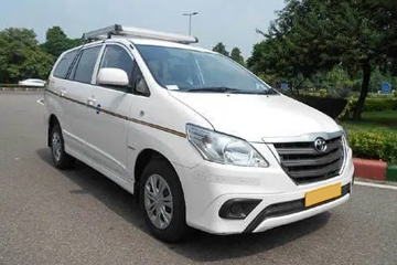 Innova Taxi on Rent in Ludhiana